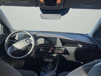 2023 Kia Niro LX