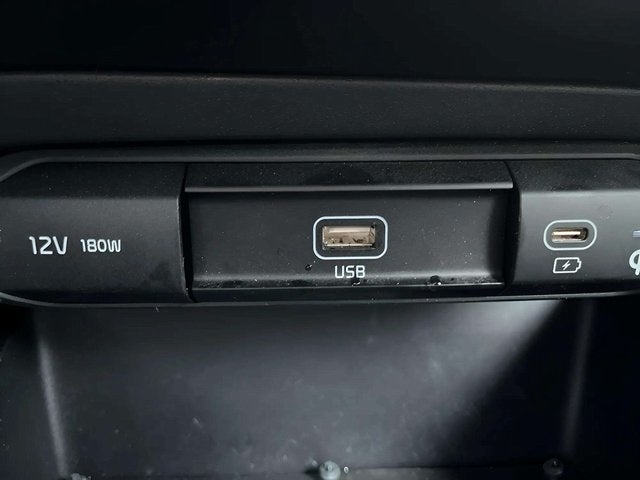 2023 Kia Niro Plug-In Hybrid EX