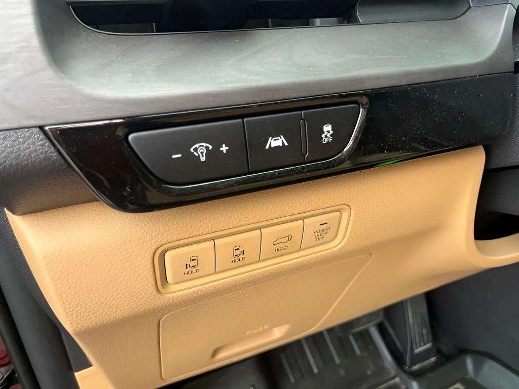 2024 Kia Carnival EX