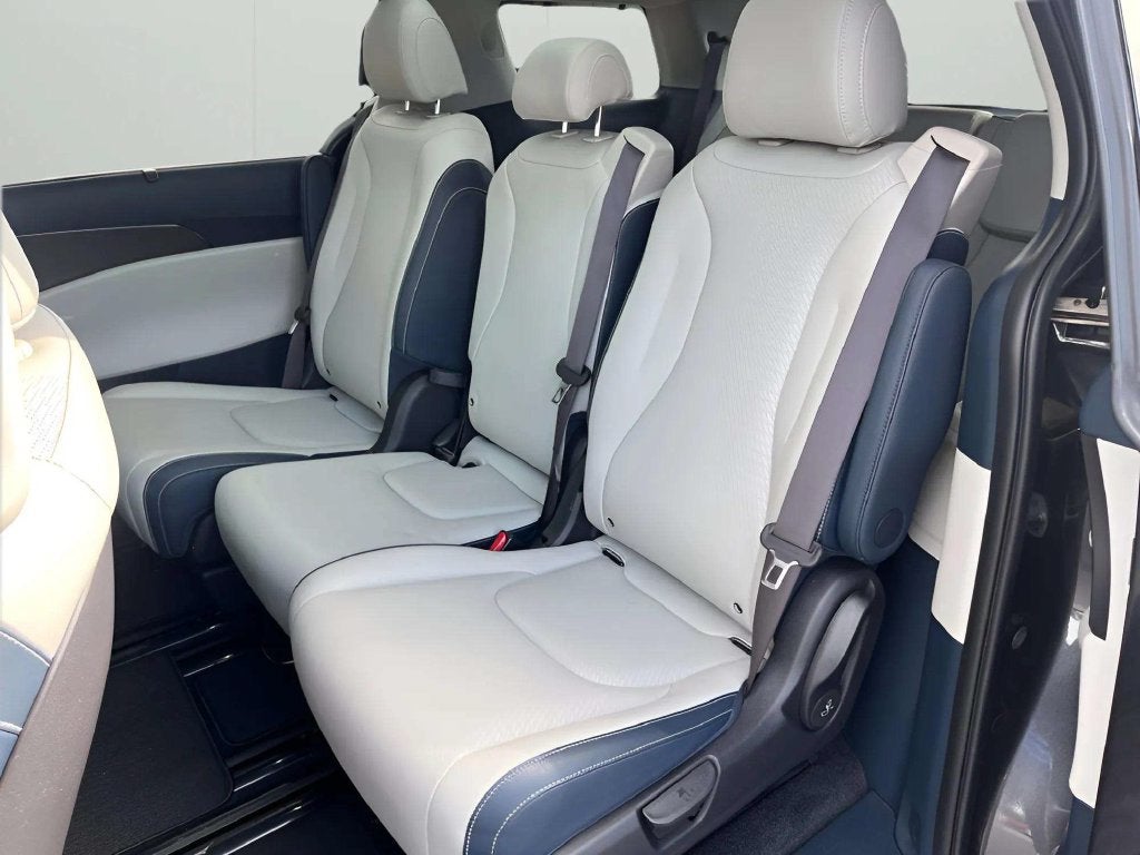 2025 Kia Carnival SX Prestige