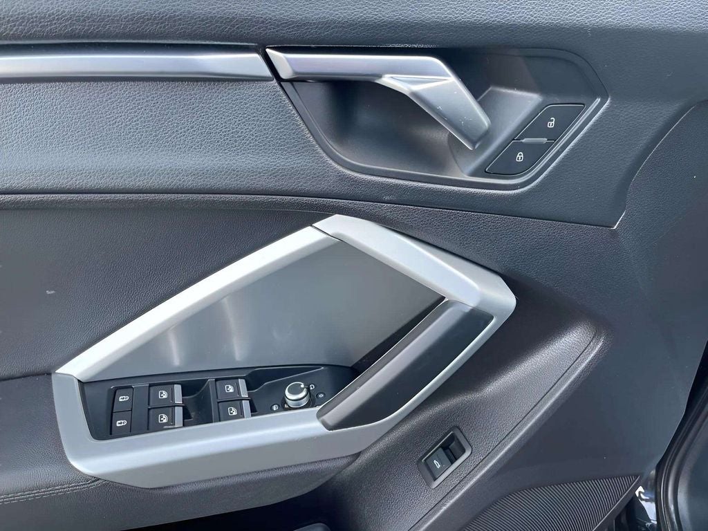 2020 Audi Q3 Premium quattro