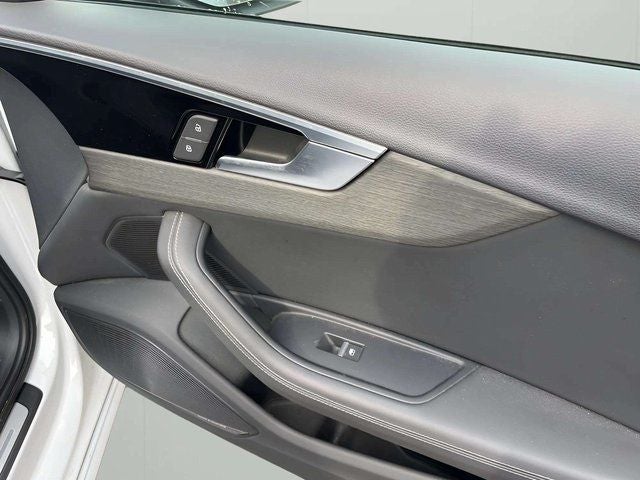 2021 Audi A4 45 S line Premium Plus quattro