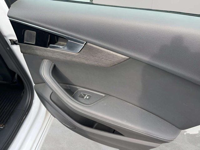 2021 Audi A4 45 S line Premium Plus quattro